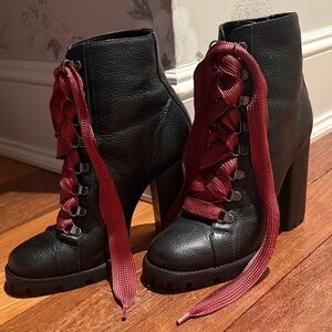 Black Leather High-Heel Lace-Up Ankle Boots with pink mauve Laces